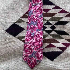 Viaggio Silk Floral Tie